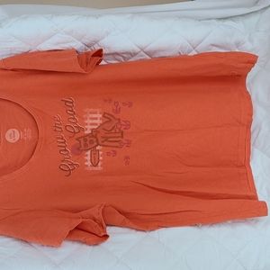 Life is Good orange XXL tee.